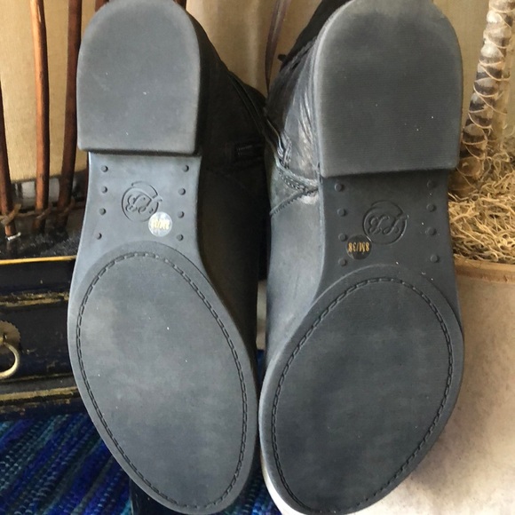 Lucky Brand black riding boots - Picture 3 of 3